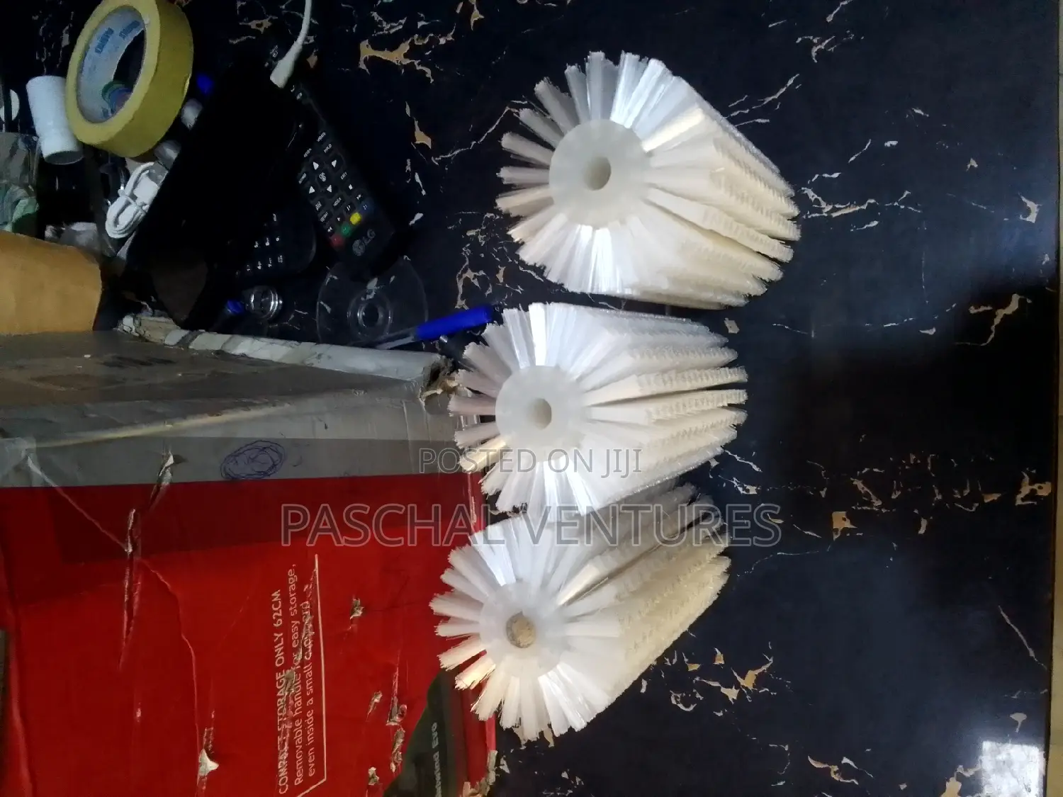 Brush Packaging Machine