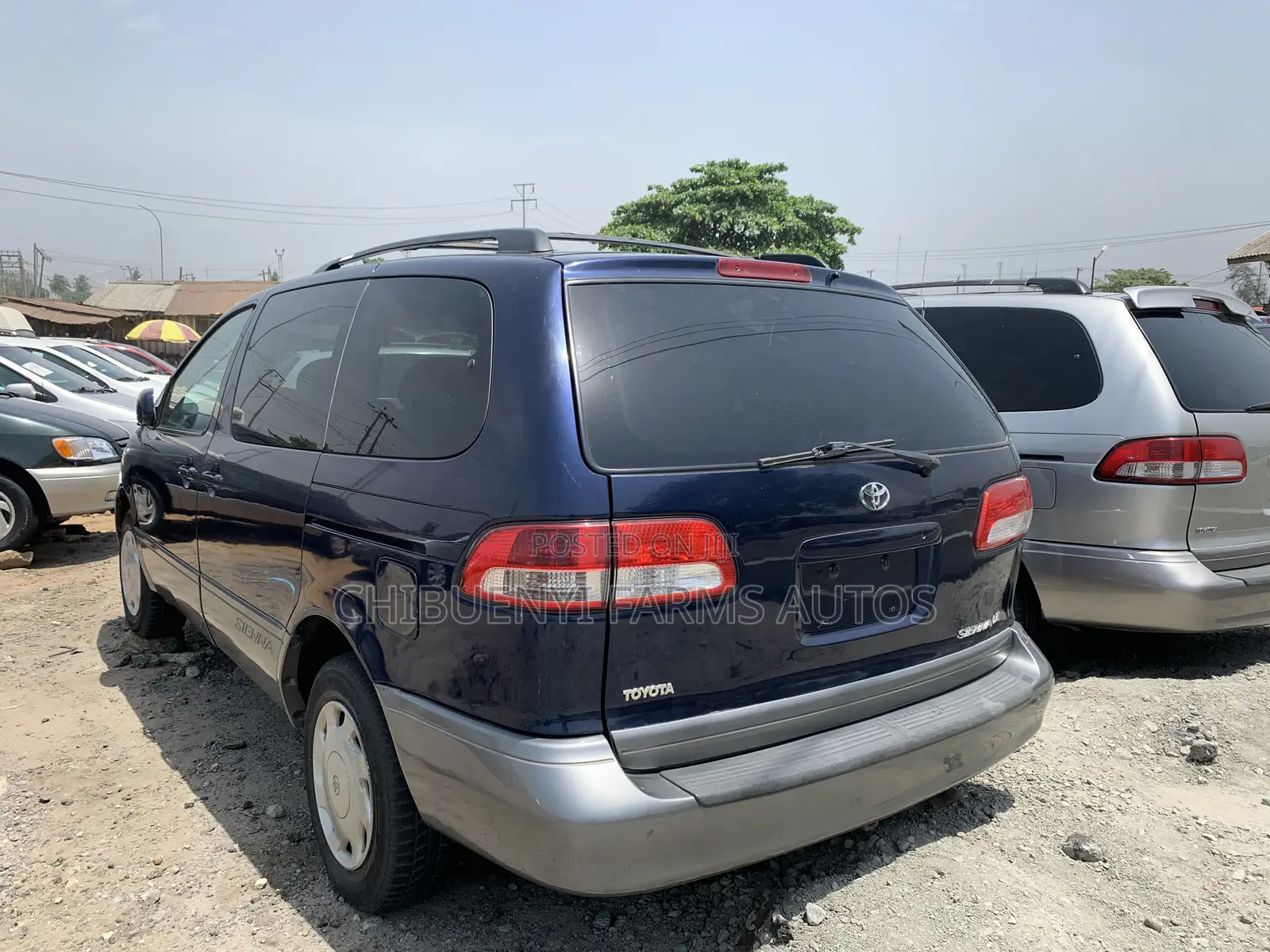 Toyota Sienna LE 2002 Blue