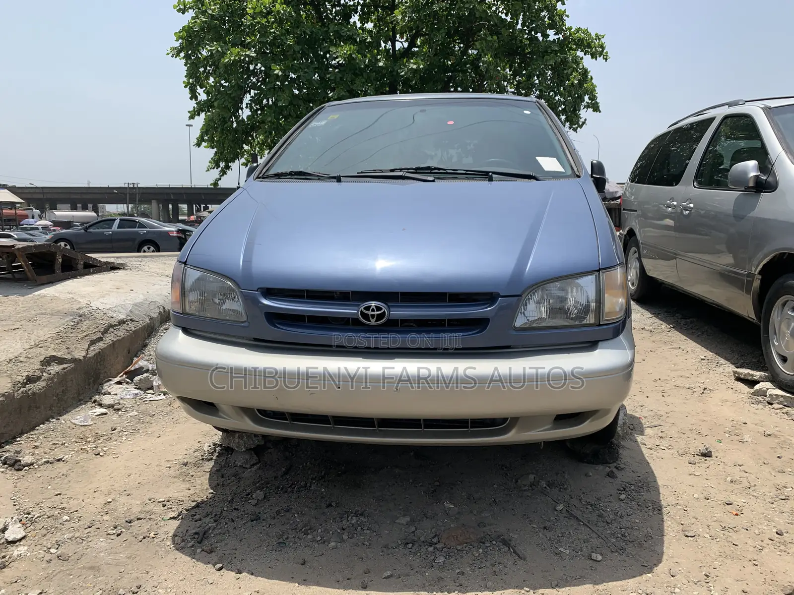 Toyota Sienna XLE 2002