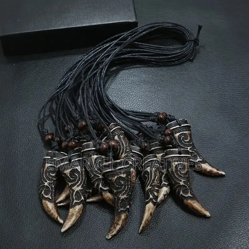 Retro Necklace Totem Pendant Cool Ox Horn Choker Africa