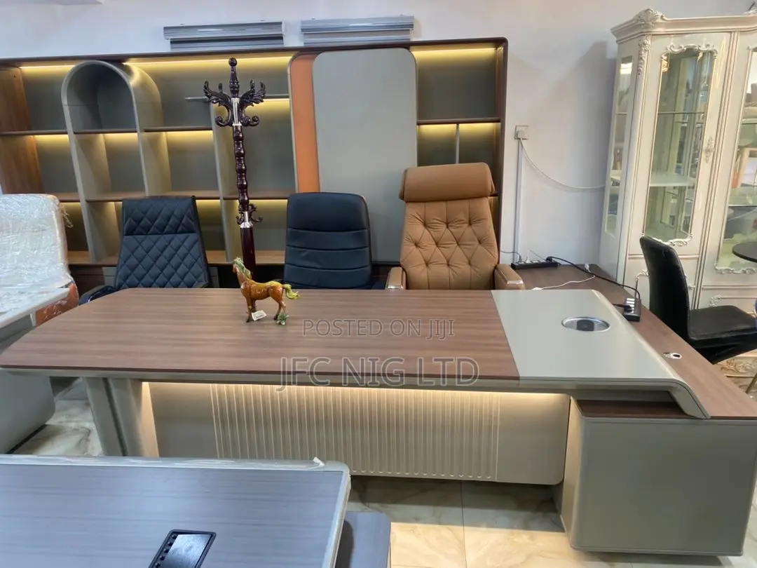 2.8 Metres Executive Office Table and Shelf