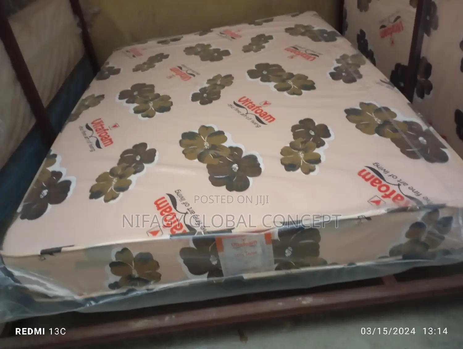 Brand New Vitafoam Shine 6by4.5