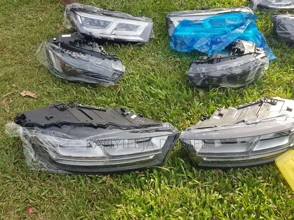Audi Q7 2020 Headlights
