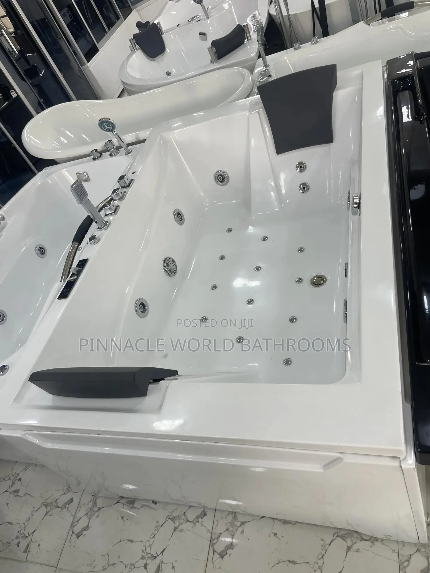 180x120 Double Jacuzzi With Complete Accessories