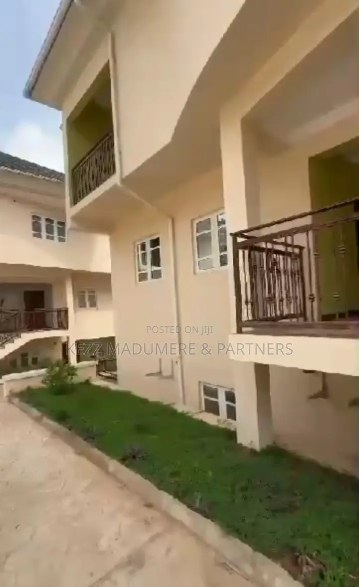 16bdrm Maisonette in Along Brown & Brown, Enugu for sale