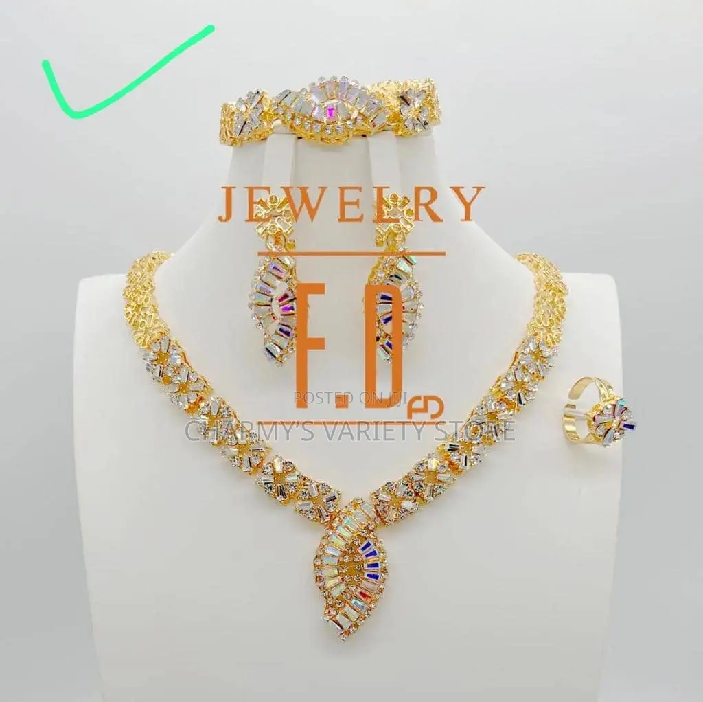 Ladies Luxury Jewelry Set