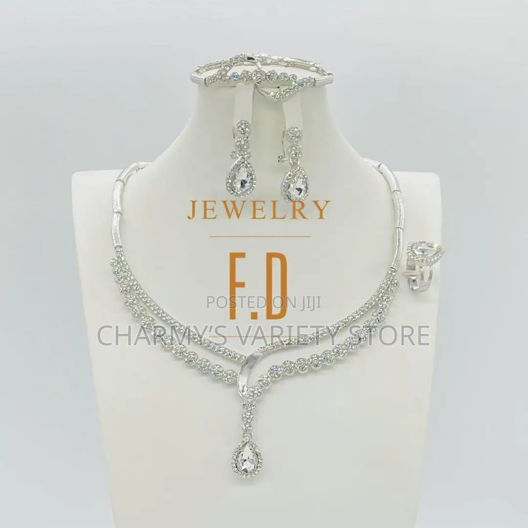 Ladies Luxury Jewelry Set