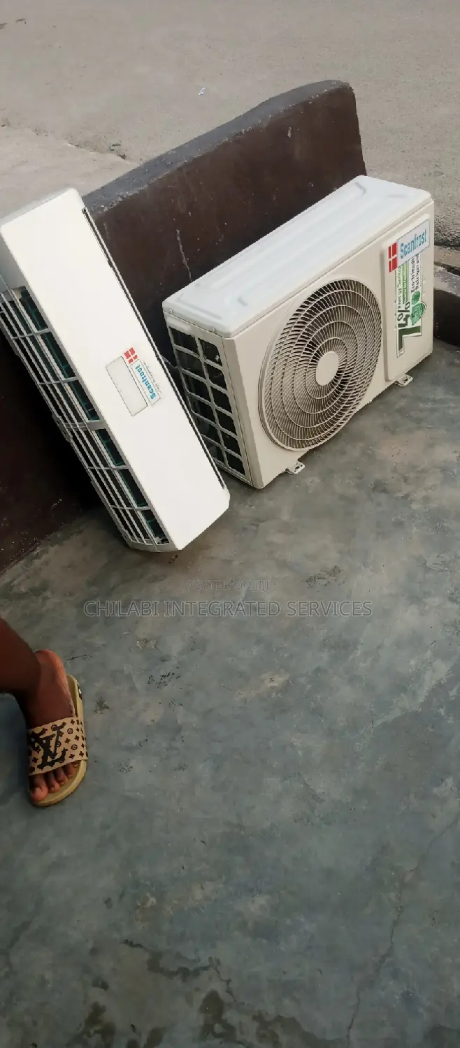 1 Month Old, So New Inverter 1.5hp Scanfrost Air Conditioner