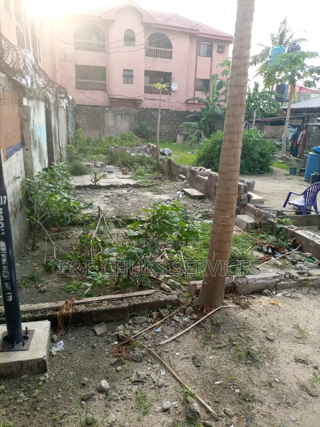 Buy and Build and Move 1 Plot