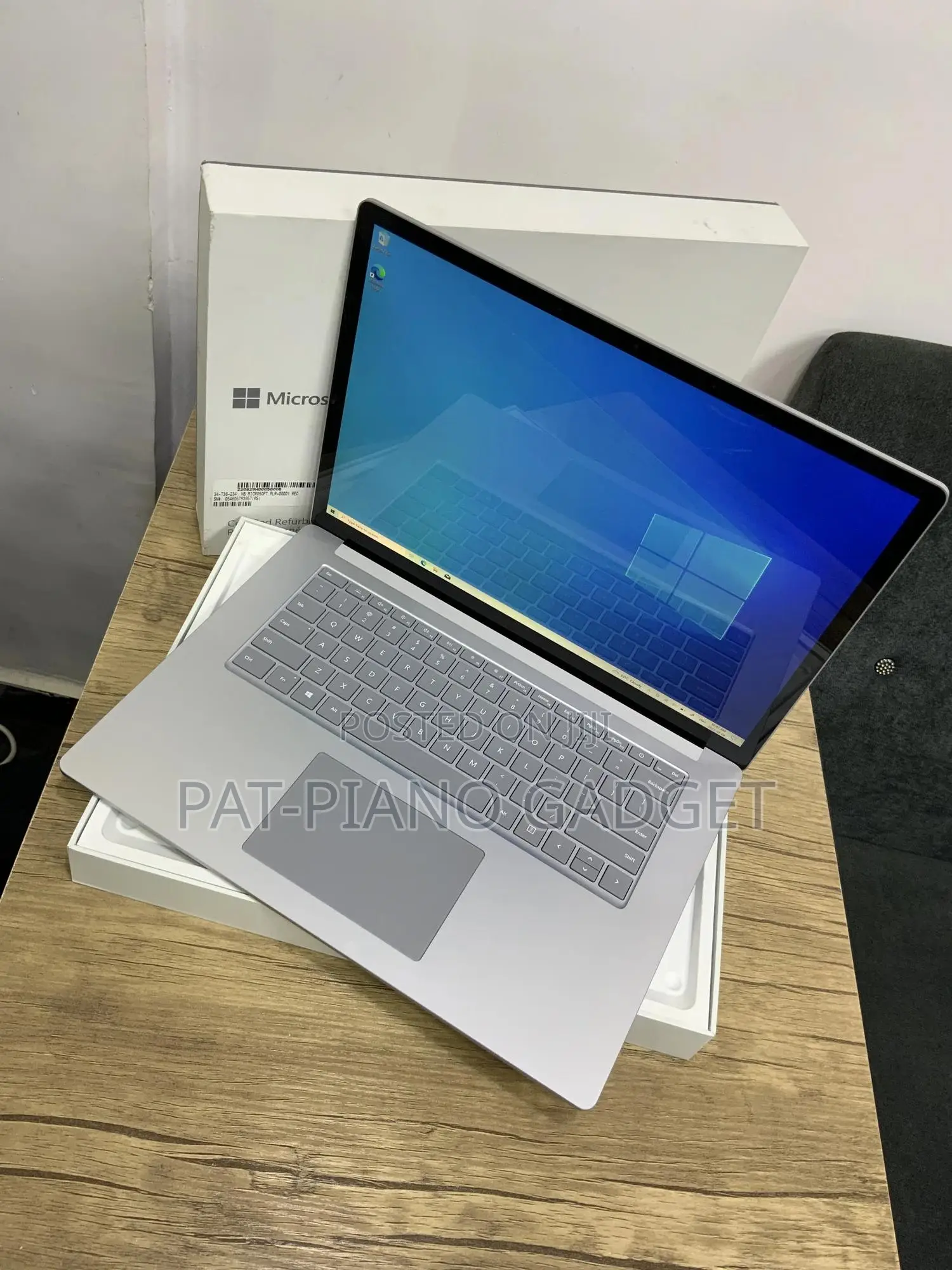 Laptop Microsoft Surface Laptop 3 8GB AMD Ryzen 5 SSD 128GB