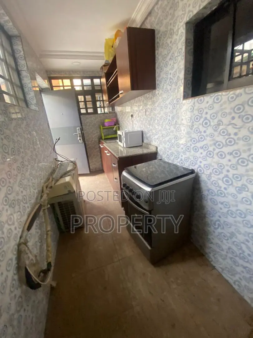 2bdrm Apartment in GRA Phase 2 Shangisha for rent