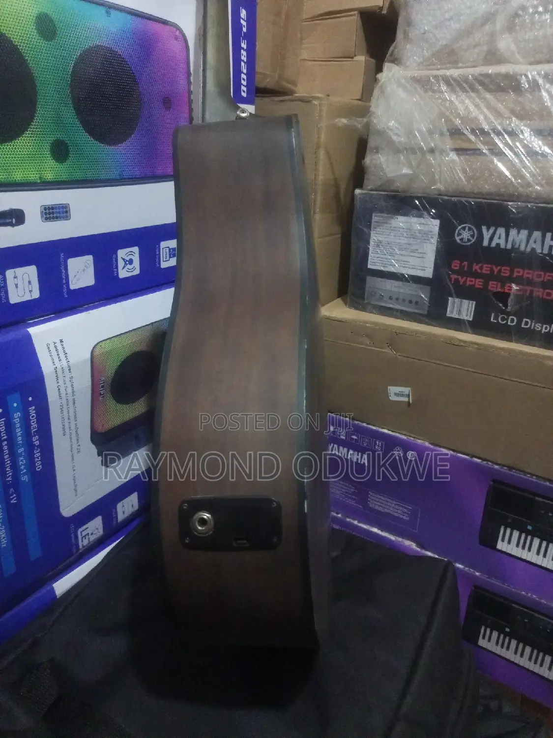 Semi Electric Acoustic Guitar With Chromatic Tunner Effects