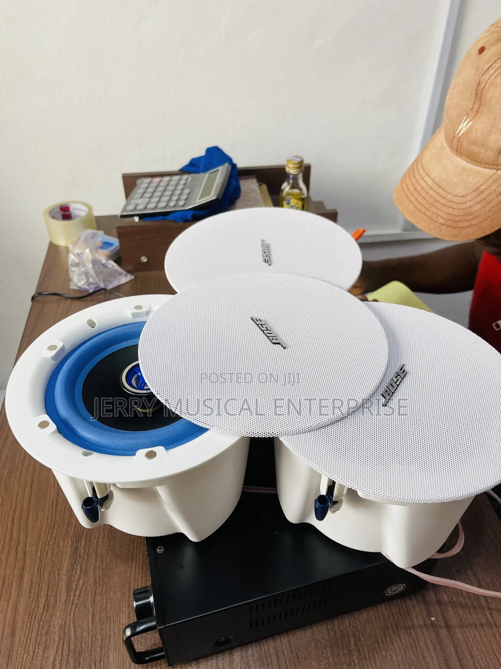 Orginal Bose Ceiling Speakers With Powered Amplifier