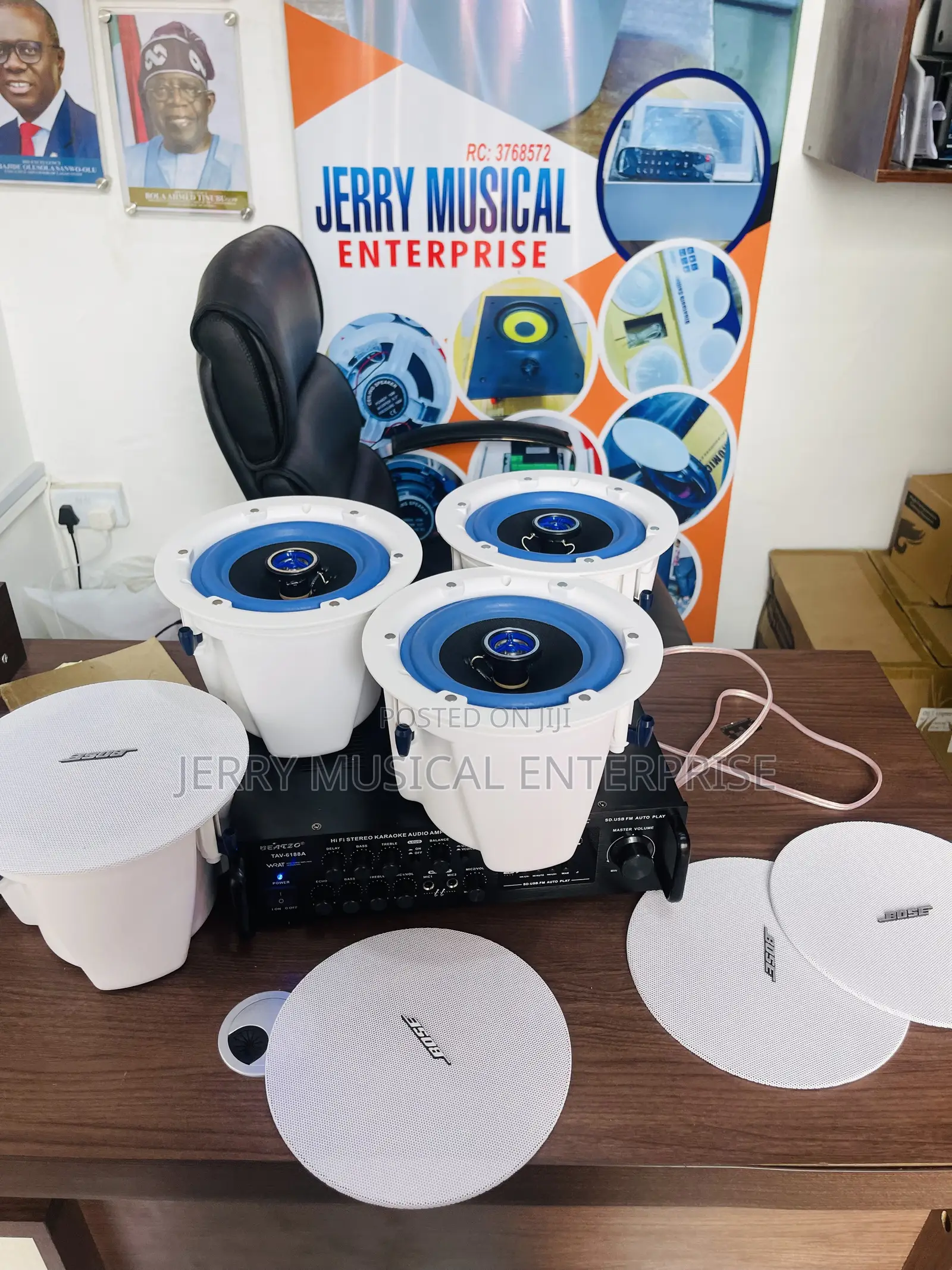 Orginal Bose Ceiling Speakers With Powered Amplifier