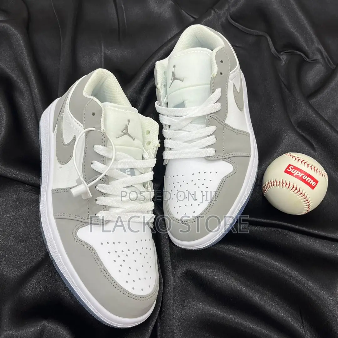 Original Air Jordan 1 Low Aluminium Wolf Grey Sneakers