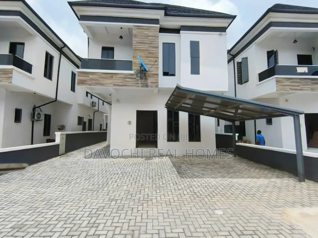 4bdrm Duplex in Ikota Lekki for sale