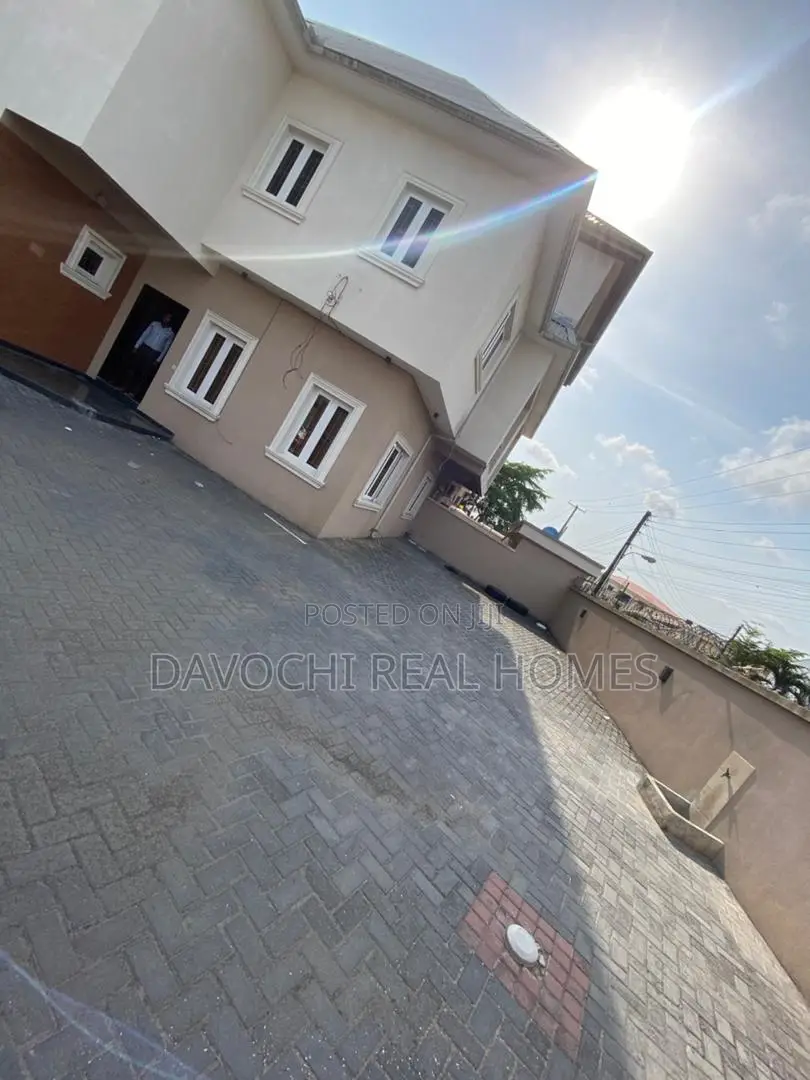 5bdrm Duplex in Lekki Phase One for rent