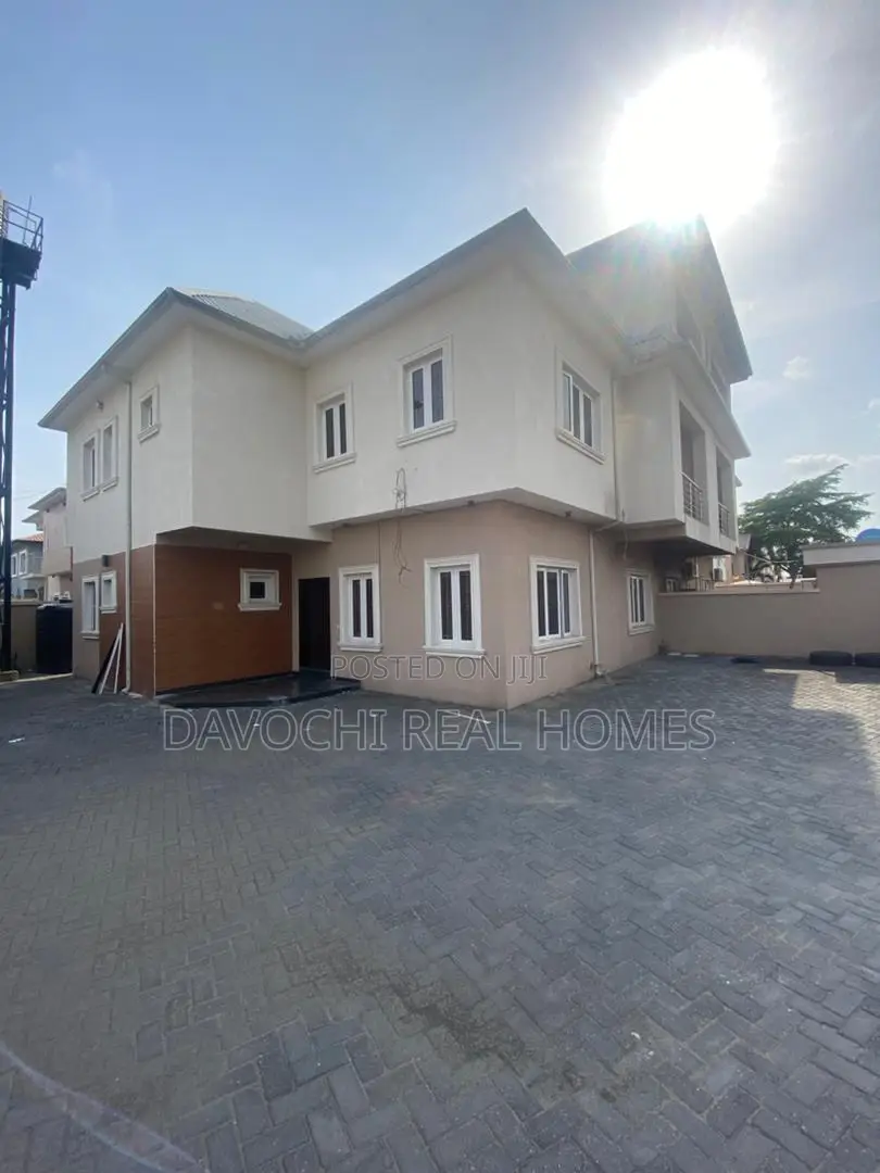 5bdrm Duplex in Lekki Phase One for rent