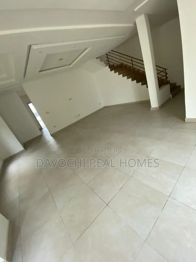 5bdrm Duplex in Lekki Phase One for rent