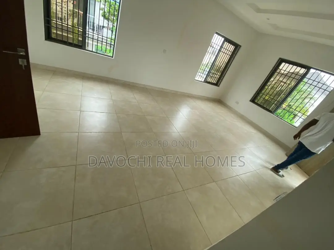 5bdrm Duplex in Lekki Phase One for rent