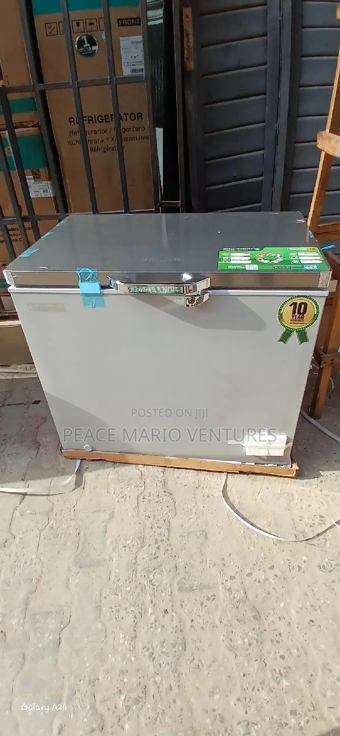 Scanfrost Inverter Deep Freezer 150litres With 3yrs Waranty