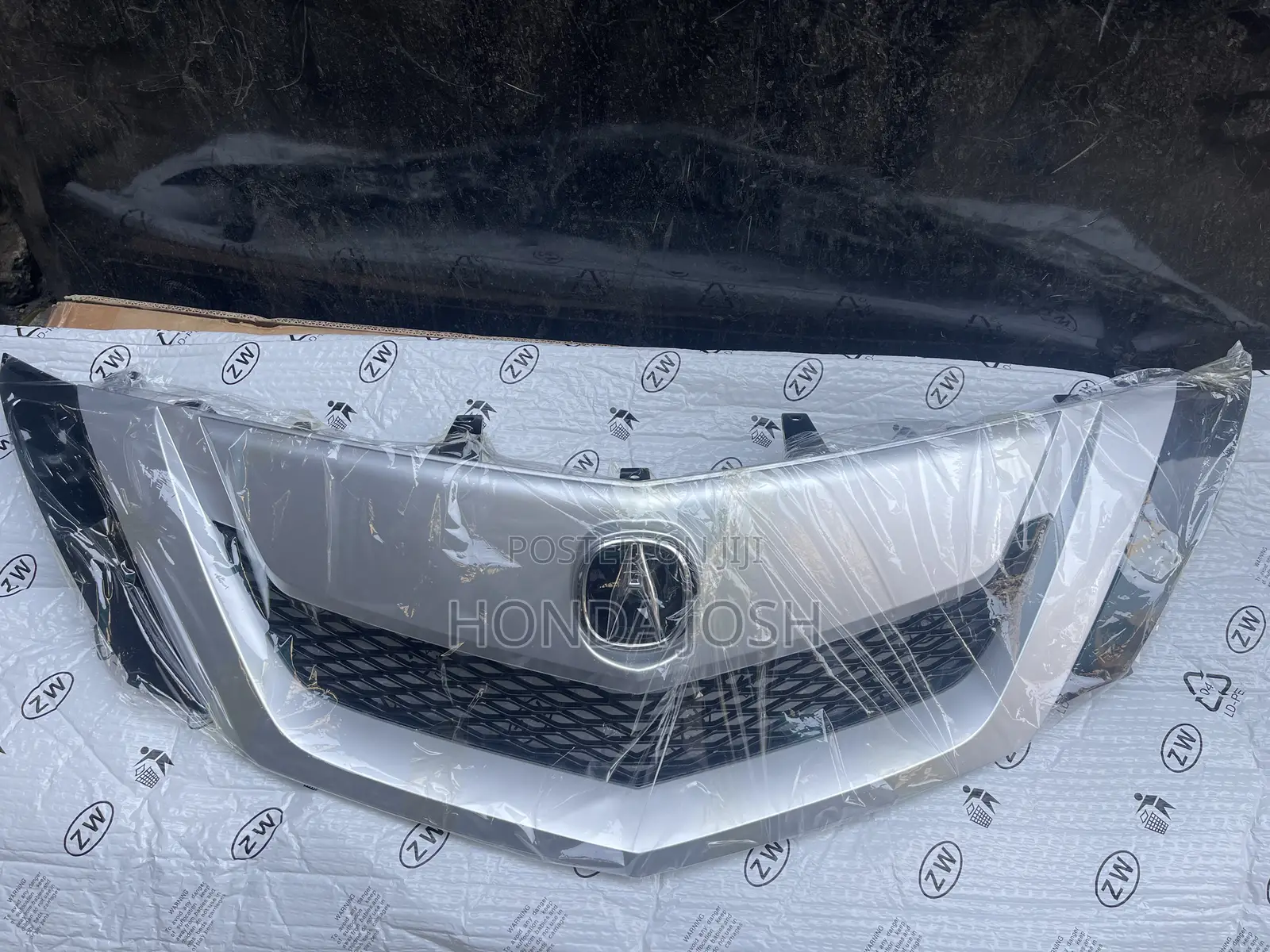 Front Grille 2010/2015 Model Acura ZDX (BRAND NEW)