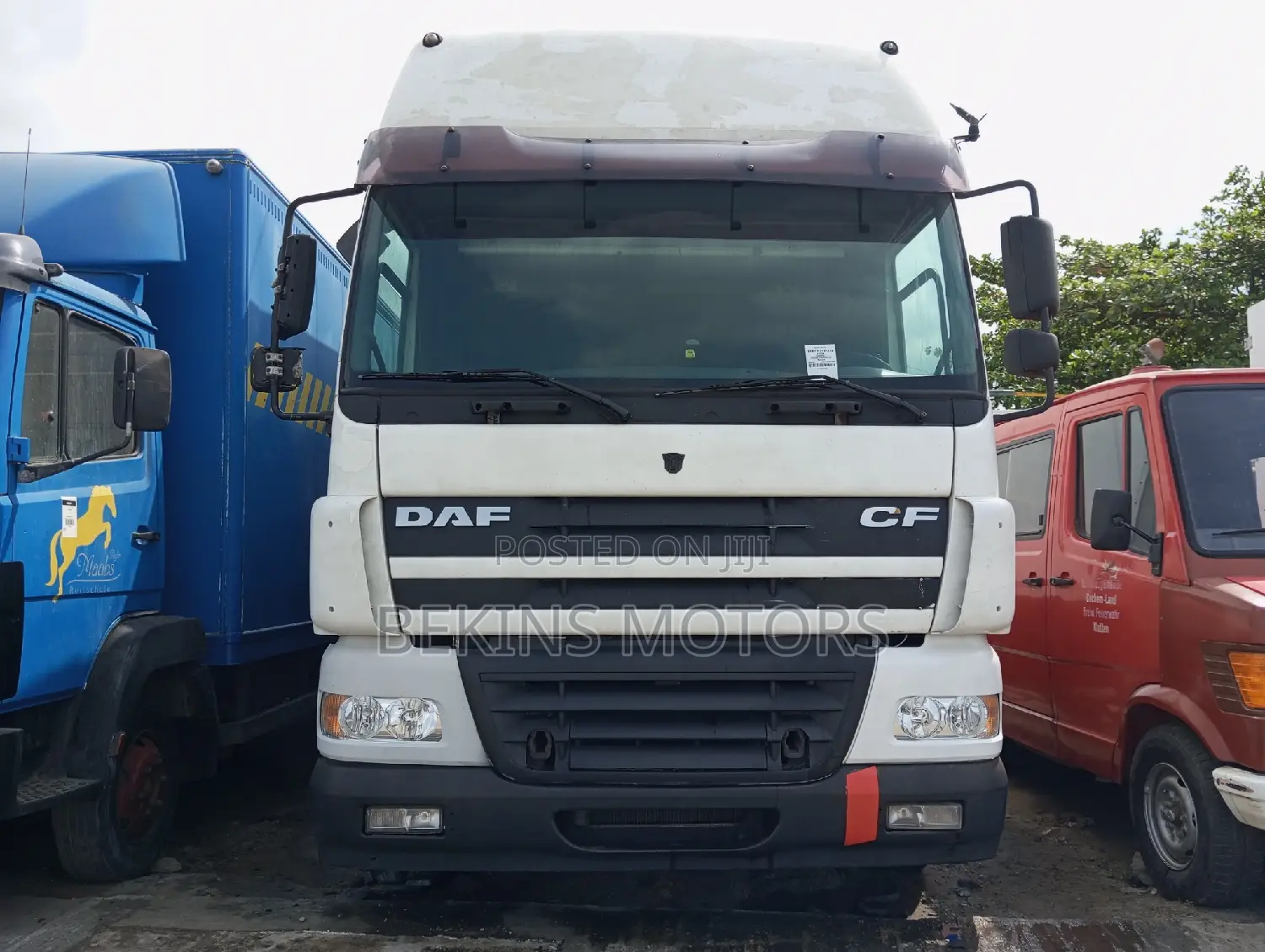 Big Cover DAF 8 Tire