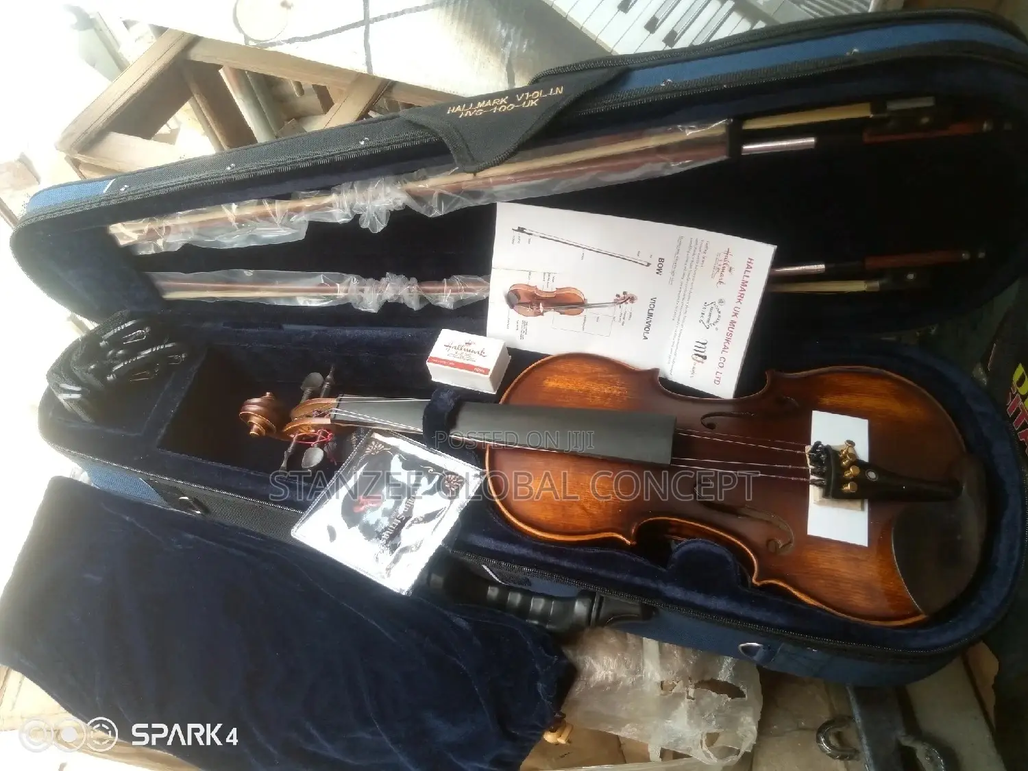 Hallmark HSV100UK Concert Violin in Different Sizes