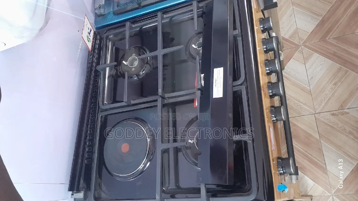 Maxi Standing Gas Cooker 3 Gas 1 Electric Burners
