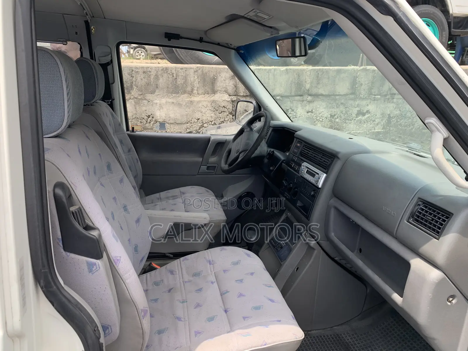 Volkswagen Transporter 2006 White