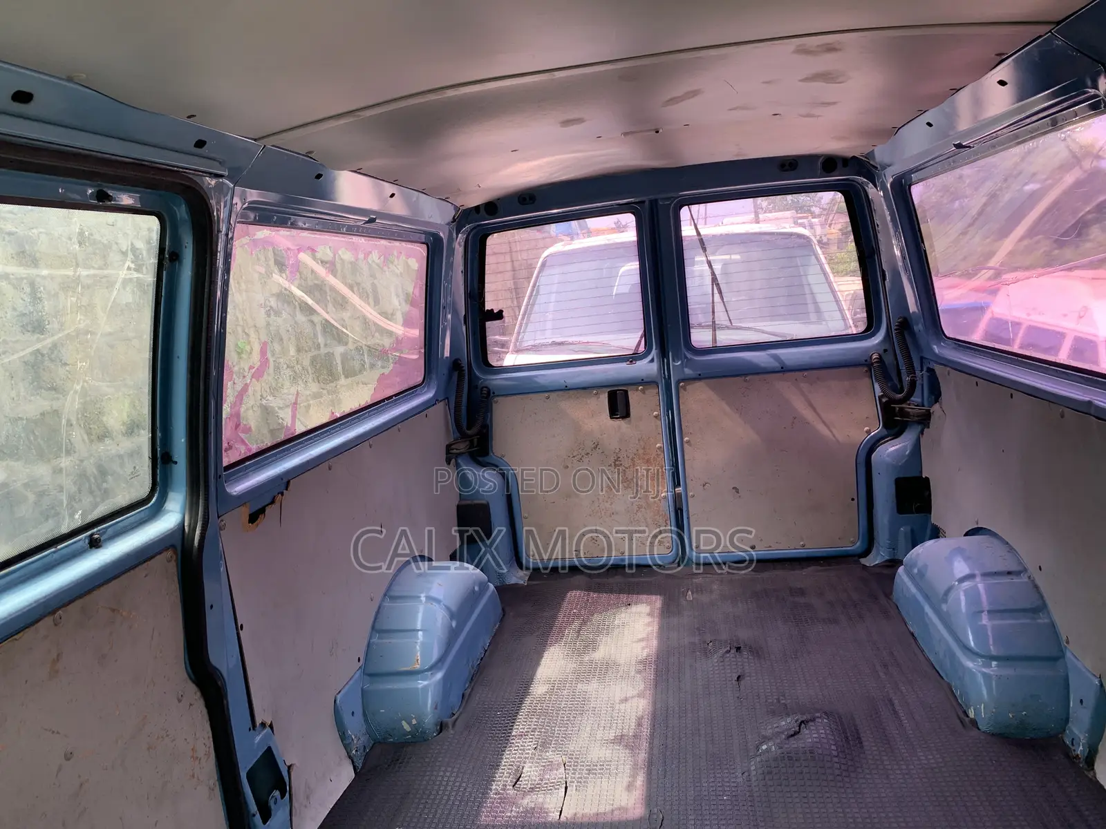Volkswagen Transporter 2005 Blue