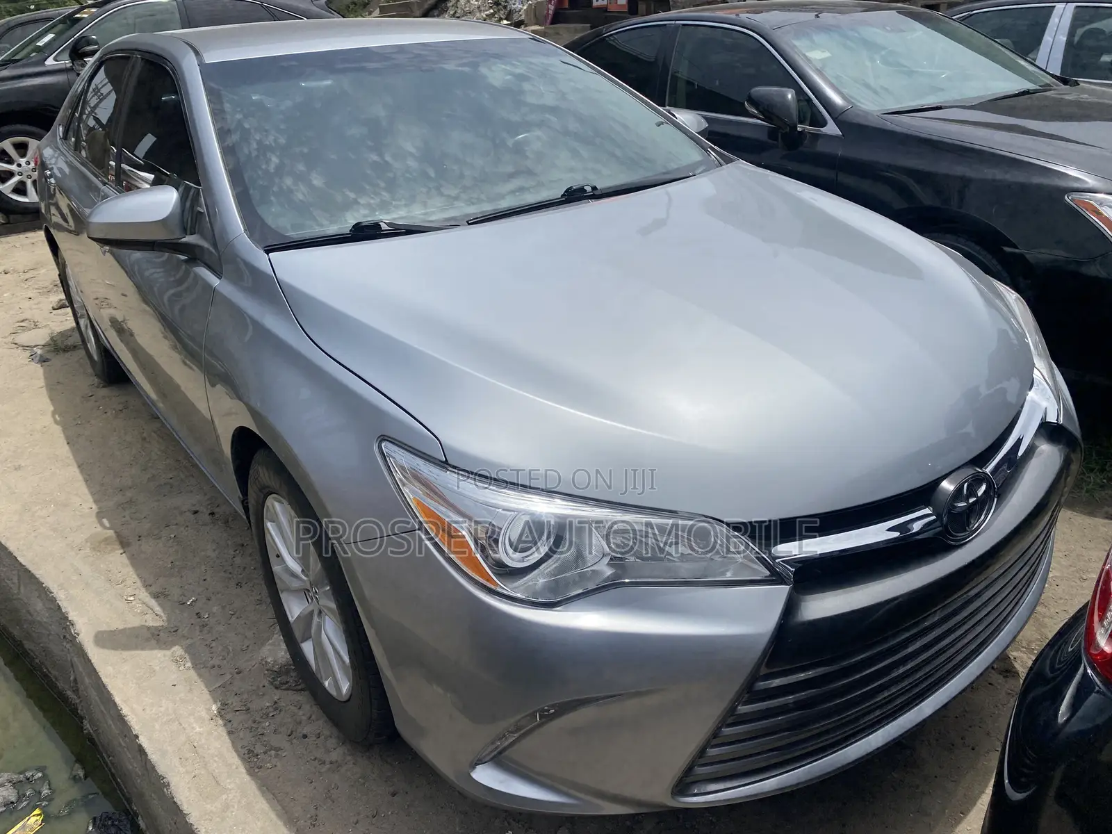 Toyota Camry 2015 Silver