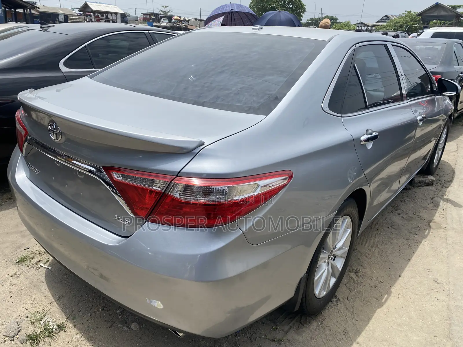 Toyota Camry 2015 Silver