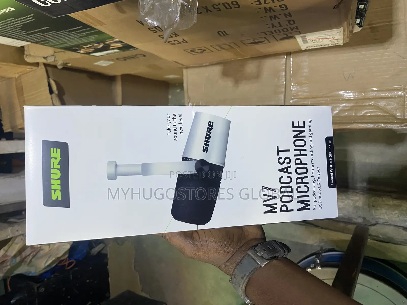 Shure MV7 Podcast Microphone (Silver)