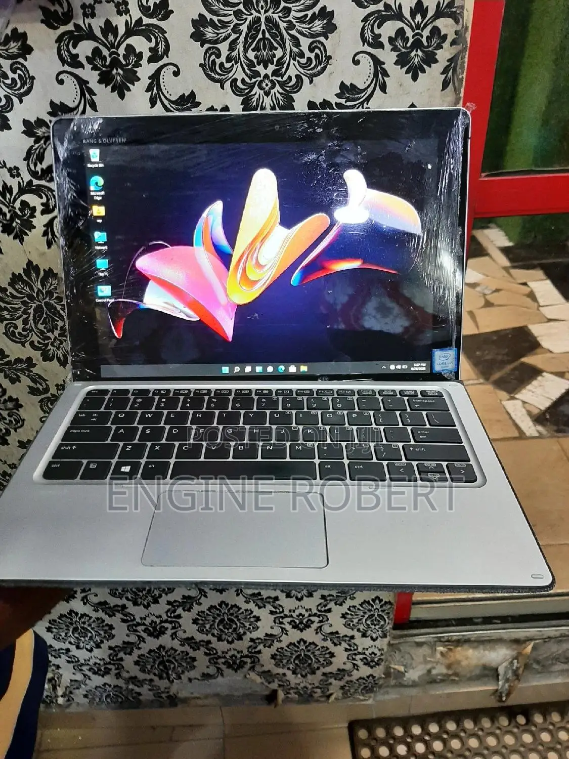 Laptop HP EliteBook X2 1012 G2 8GB Intel Core I5 SSD 256GB
