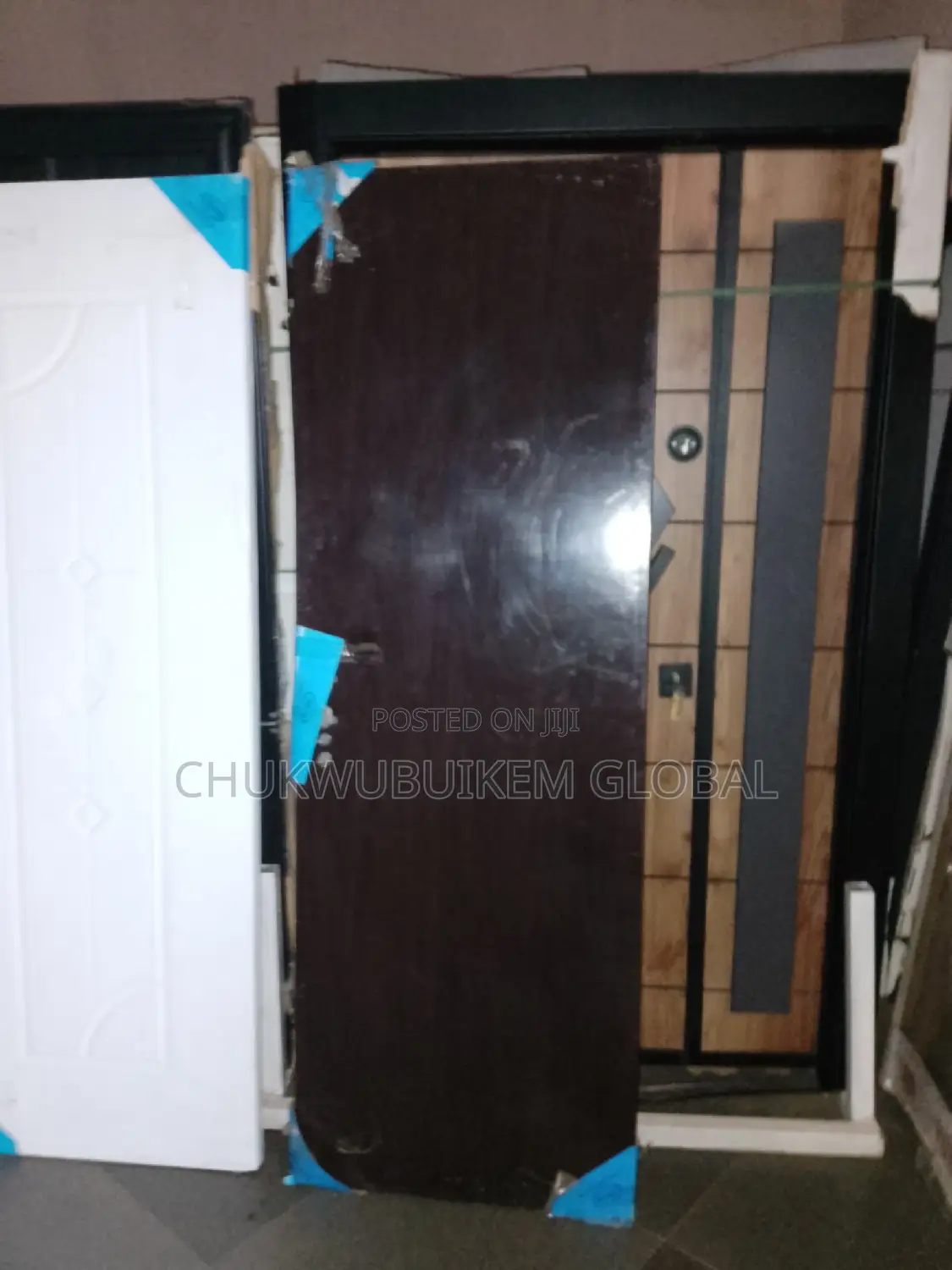 Standard Quality Door Harmony Panel 2 and Half Toilet