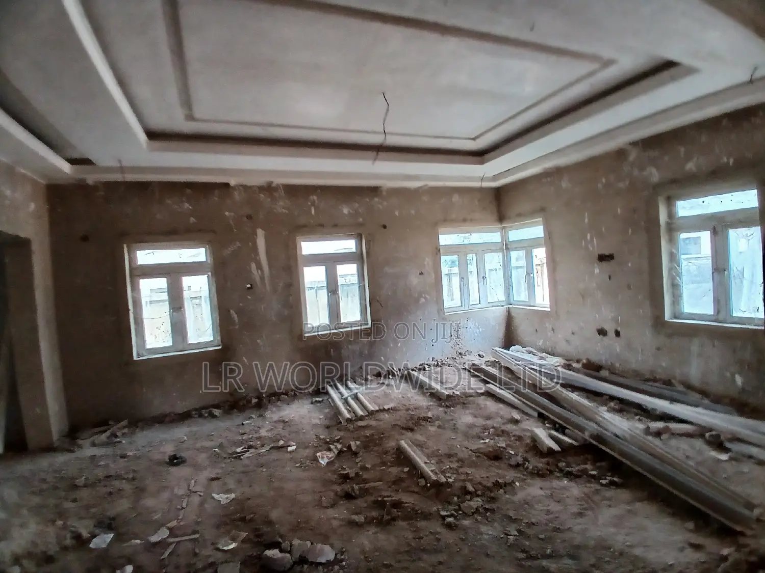 4bdrm Duplex in Lugbe District for sale