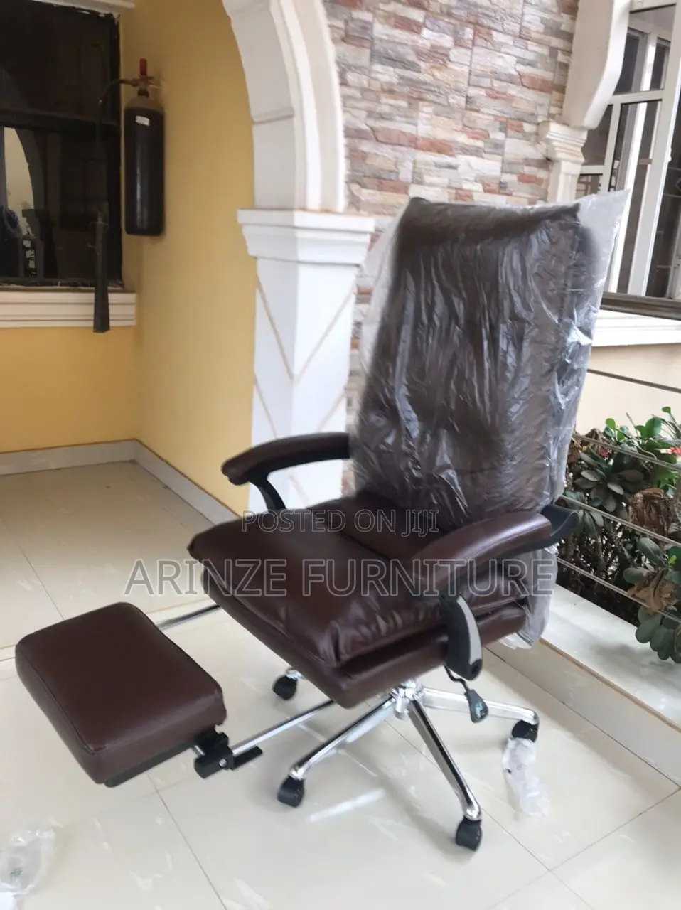 Executive Chair With Legrest