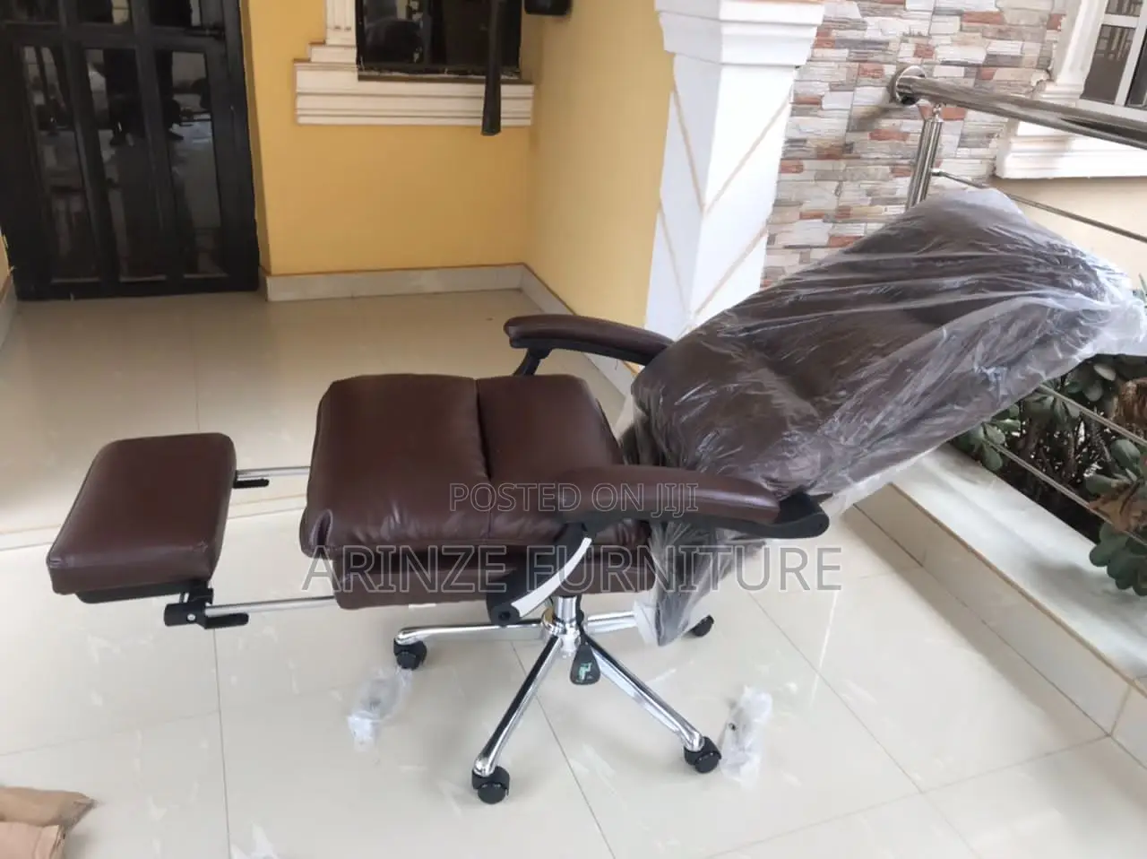 Executive Chair With Legrest