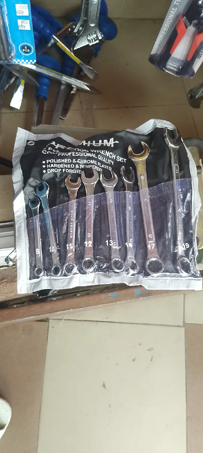 8 Piece Combination Spanner Set Size 8 17,19mm