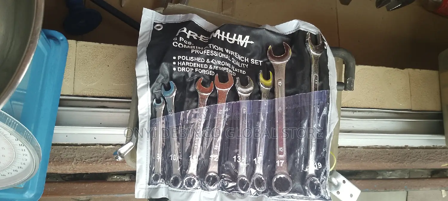 8 Piece Combination Spanner Set Size 8 17,19mm