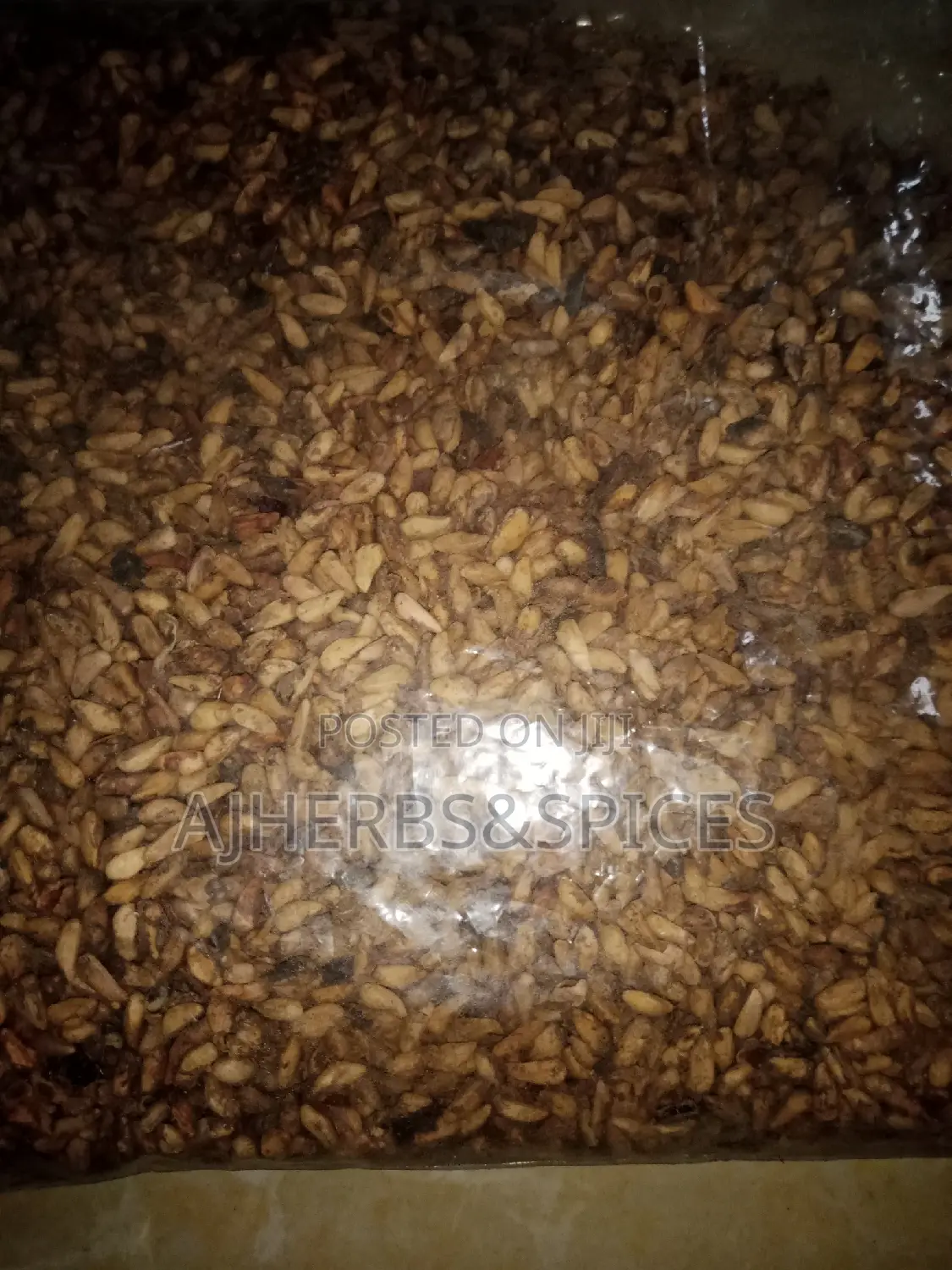 Dried Pomegranate Seeds