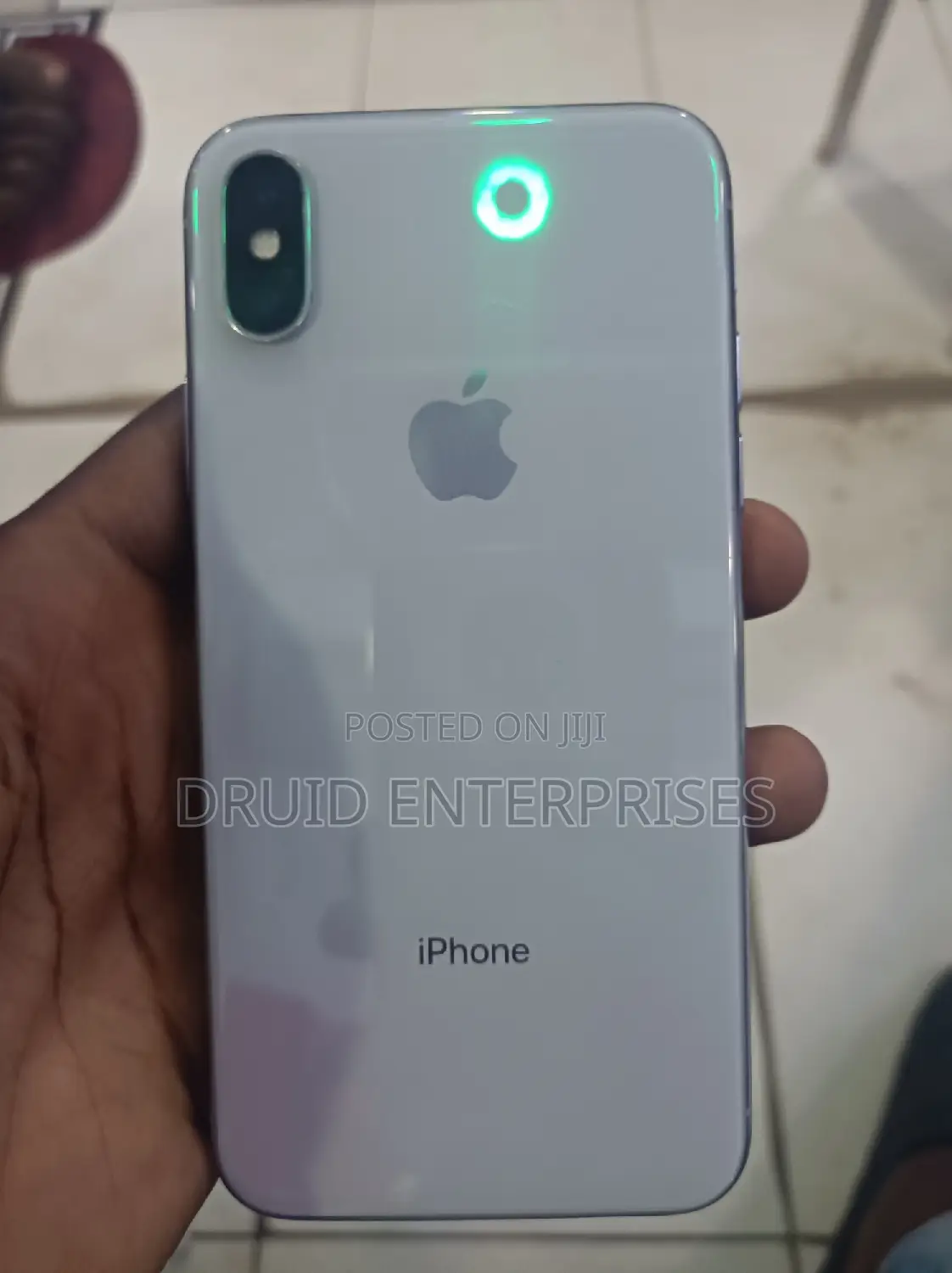 Apple iPhone X 64 GB White