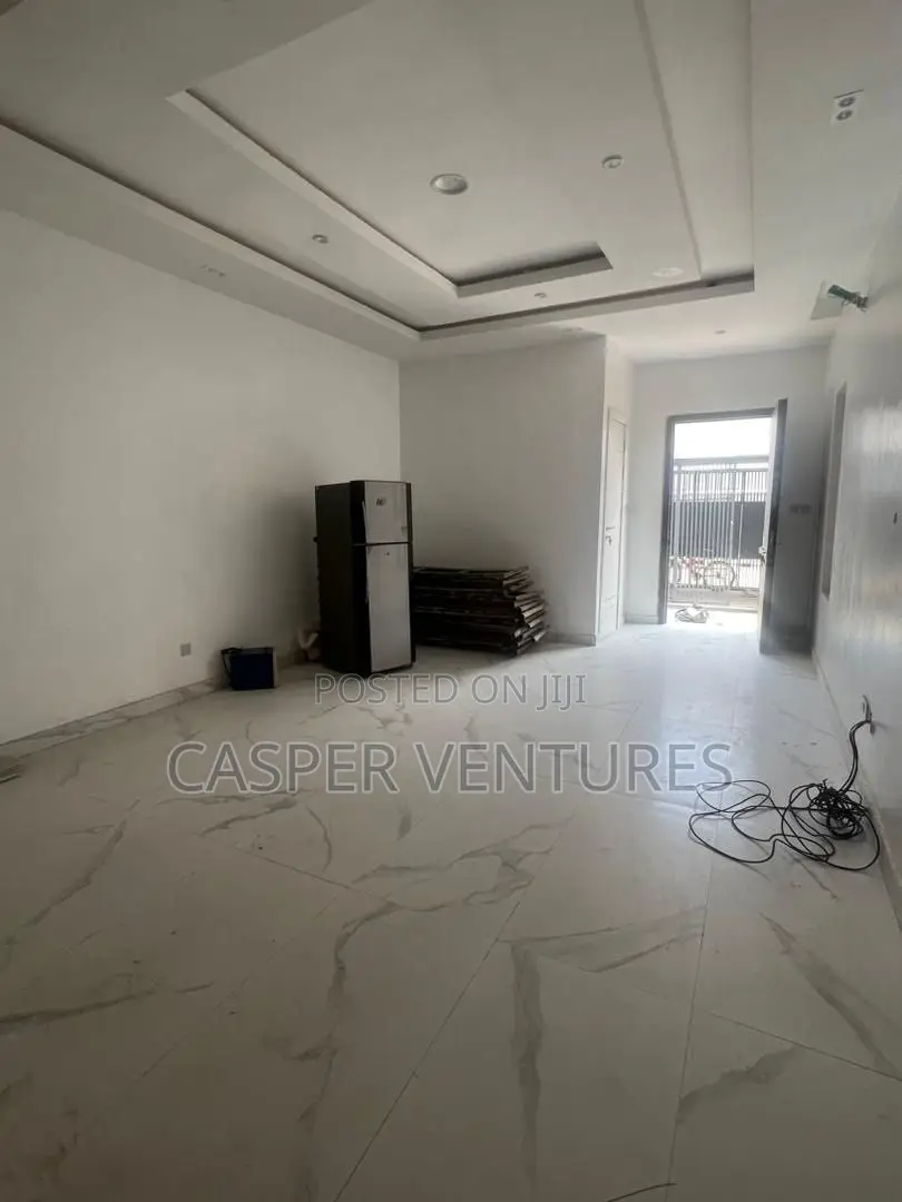 Studio Apartment in Mijl, Ikate for rent