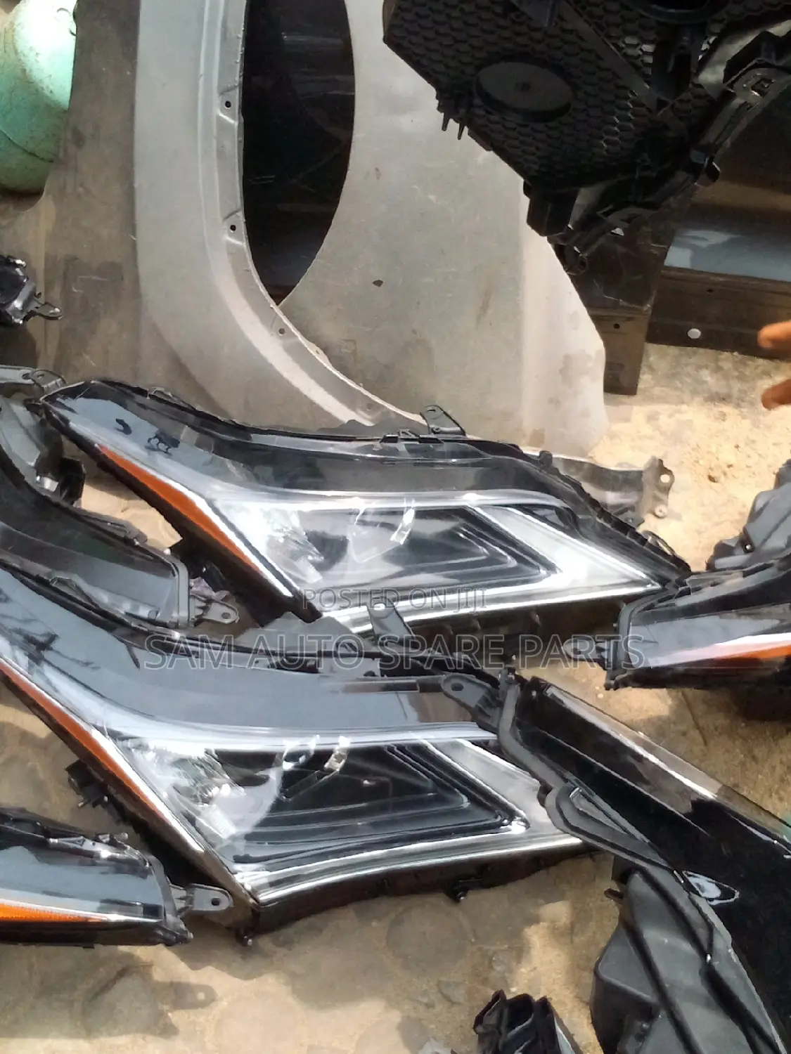 Lexus RX 350 Headlight 1set 2018 Model One Torch