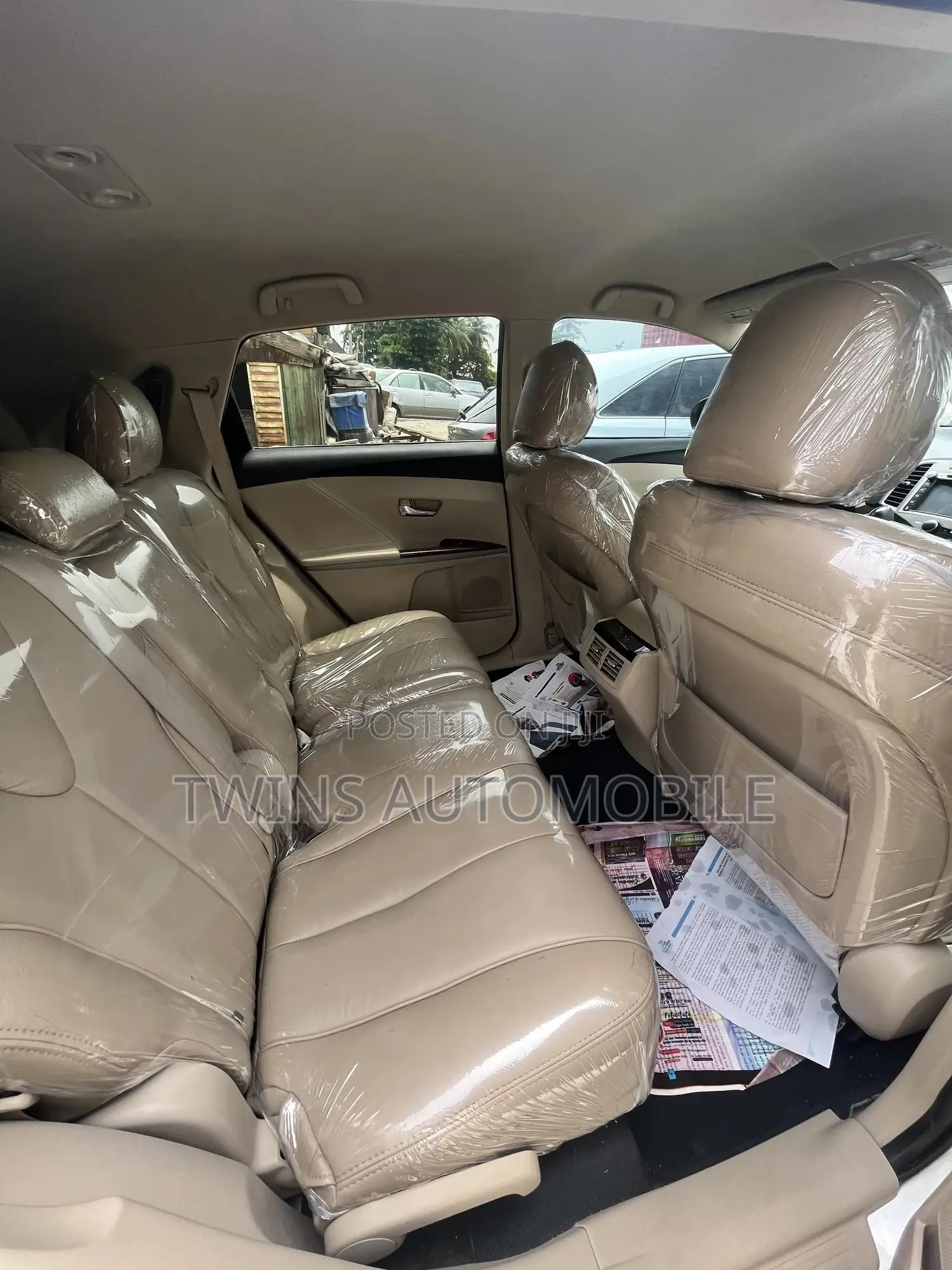 Toyota Venza V6 AWD 2010 White