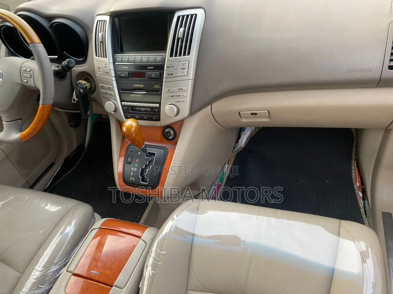 Lexus RX 330 2006 Gold