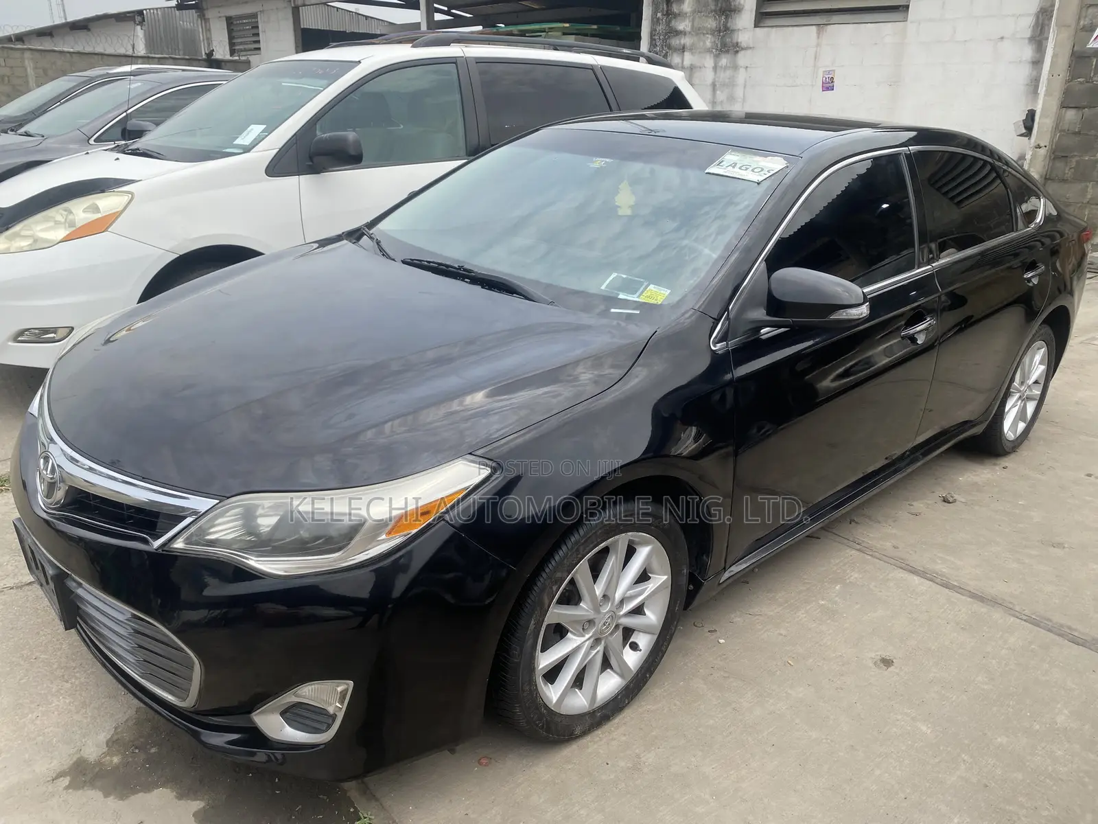 Toyota Avalon XLE 4dr Sedan (3.5L 6cyl 6A) 2014 Black