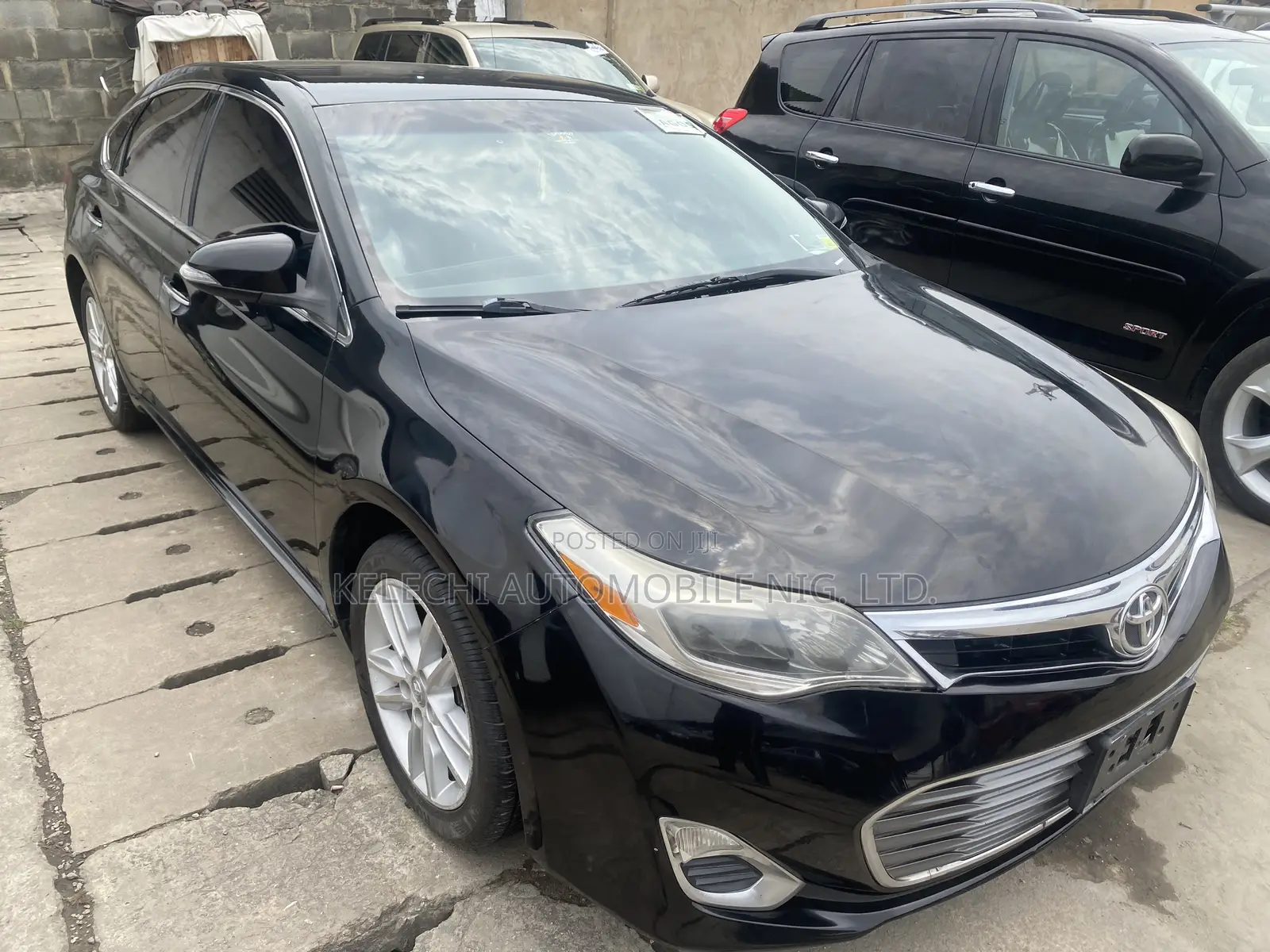 Toyota Avalon XLE 4dr Sedan (3.5L 6cyl 6A) 2014 Black