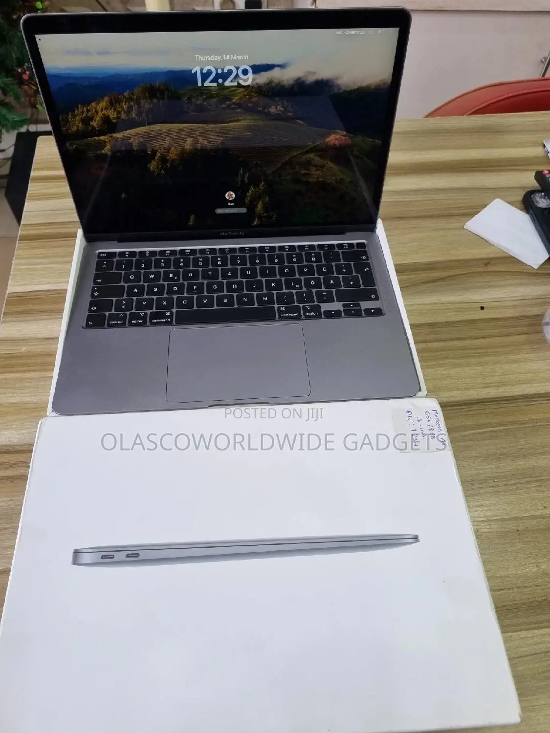 Laptop Apple MacBook Air 2020 8GB Intel Core I3 SSD 256GB